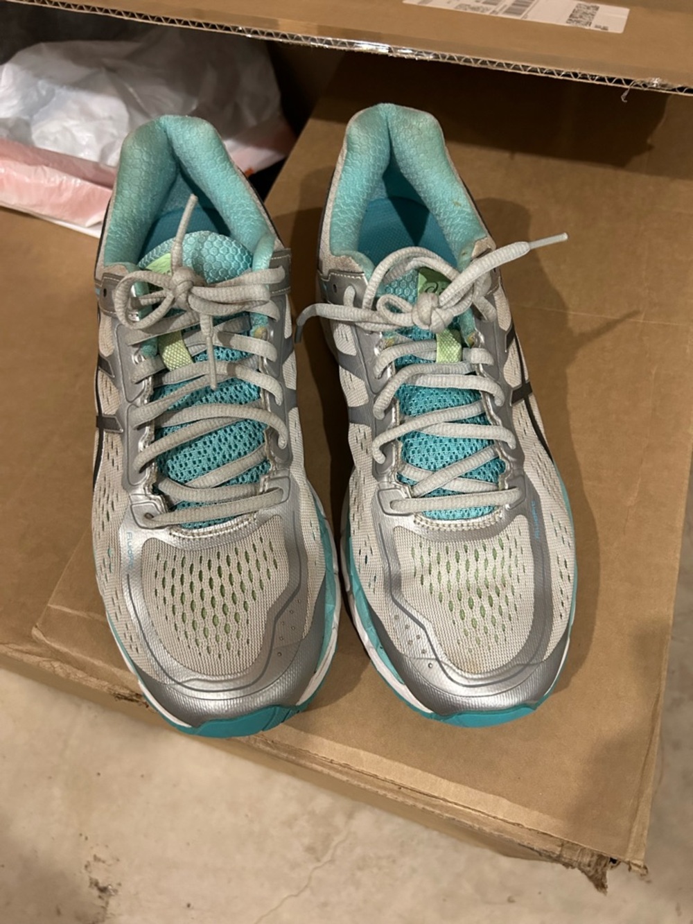 Asics Women's Light Gray and Teal Athletic Running Shoes